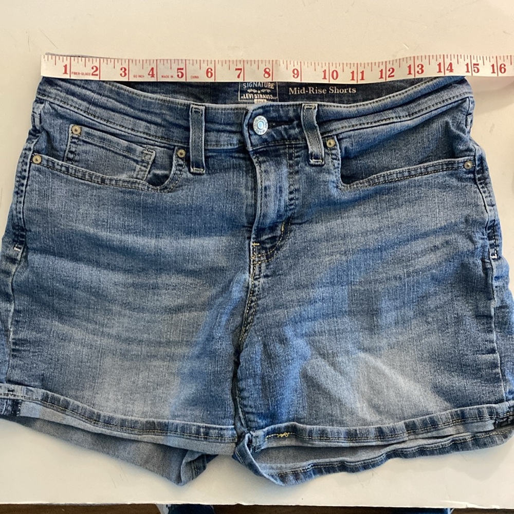 Levi’s mid rise jean shorts signature Levi Strauss gold denim 5 pocket 10 w30 - Picture 7 of 12